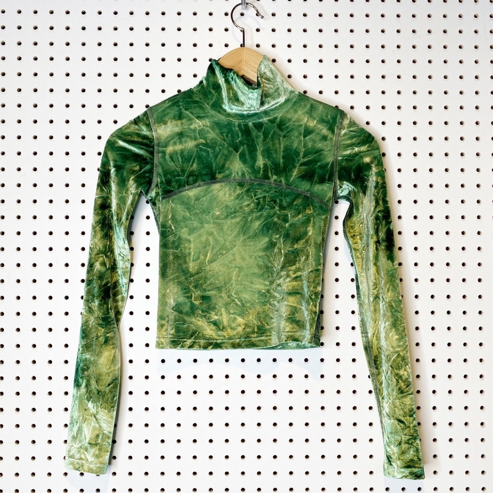 Wilfred Free / Aritzia | Moon Velvet Crop Tie Dye Turtleneck Sz. XS